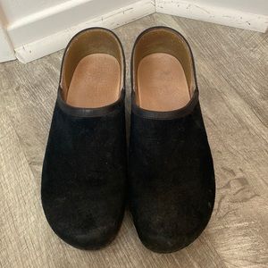Dansko Brenna clogs black